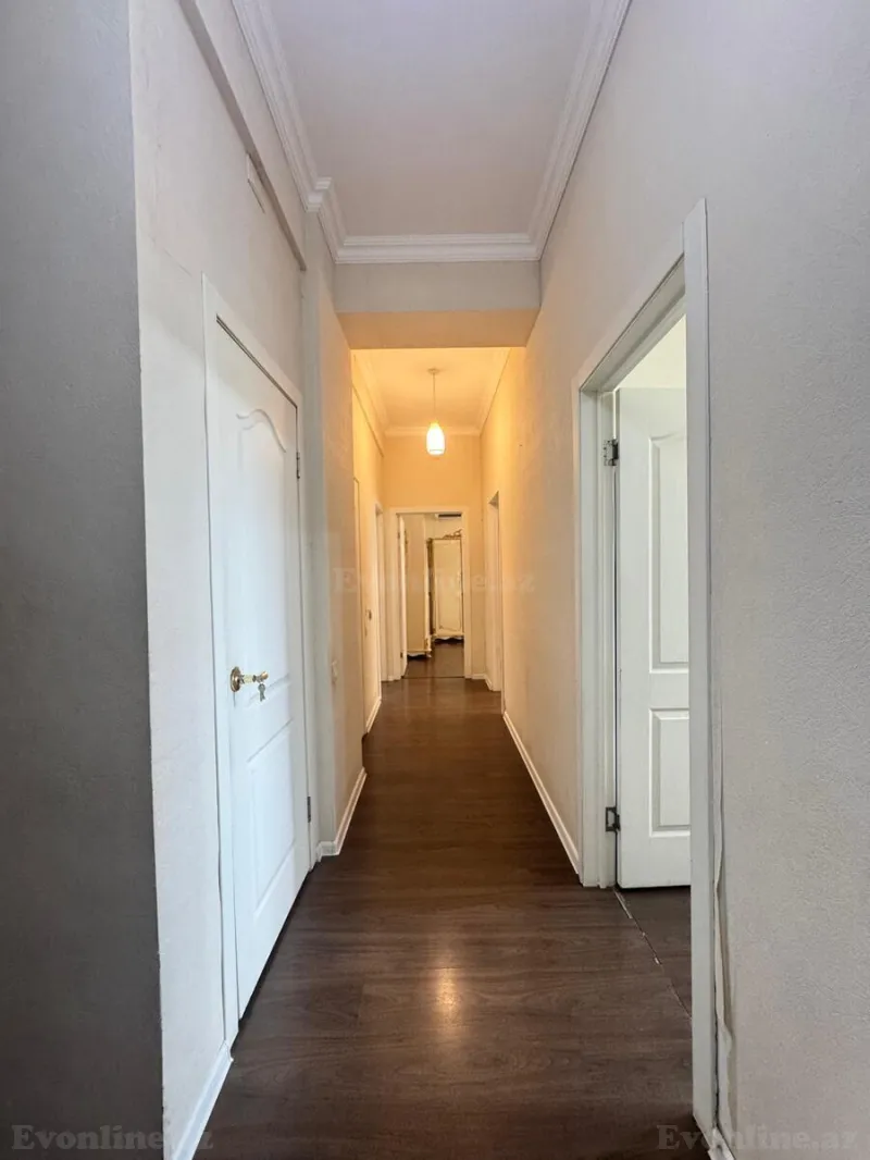 Satılır 3 otaqlı Mənzil Yeni tikili 83 m² Yasamal r. - şəkil 14