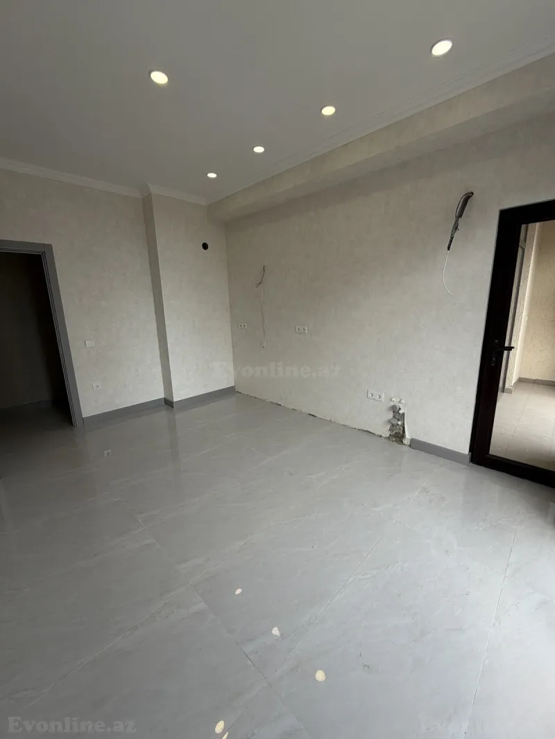 Satılır 2 otaqlı Mənzil Yeni tikili 77 m² 8-ci mikrorayon
