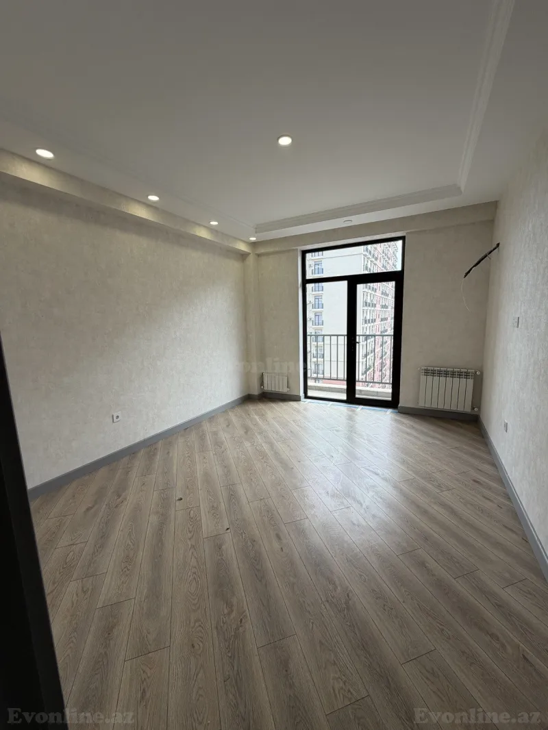 Satılır 2 otaqlı Mənzil Yeni tikili 77 m² 8-ci mikrorayon - şəkil 5