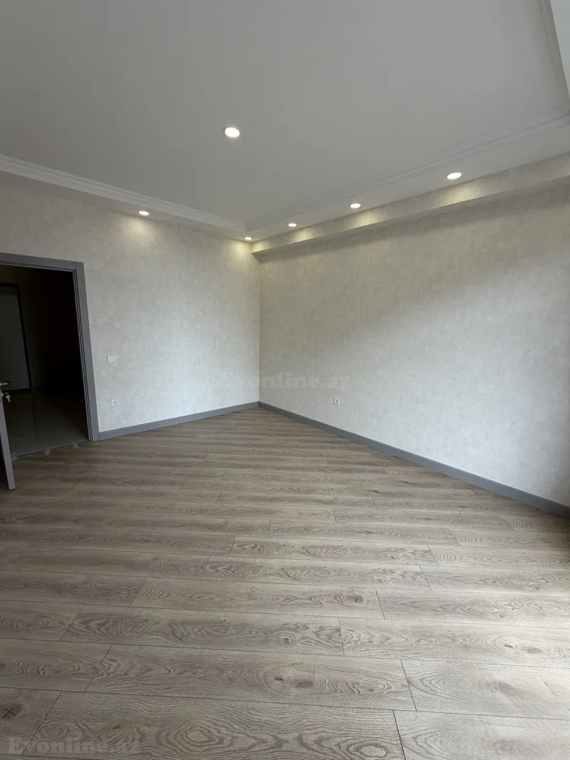 Satılır 2 otaqlı Mənzil Yeni tikili 77 m² 8-ci mikrorayon - şəkil 6