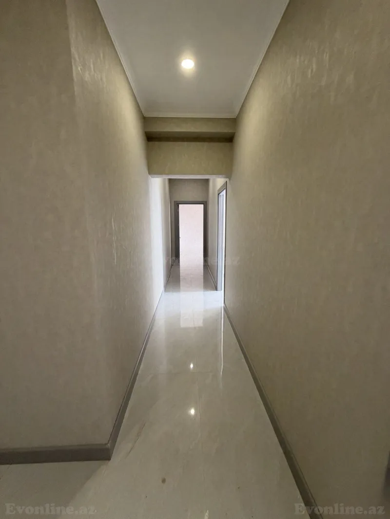 Satılır 2 otaqlı Mənzil Yeni tikili 77 m² 8-ci mikrorayon - şəkil 7
