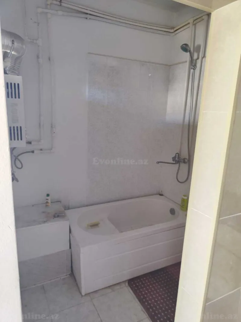 Satılır 5 otaqlı Həyət evi 150 m² Novxanı - şəkil 4