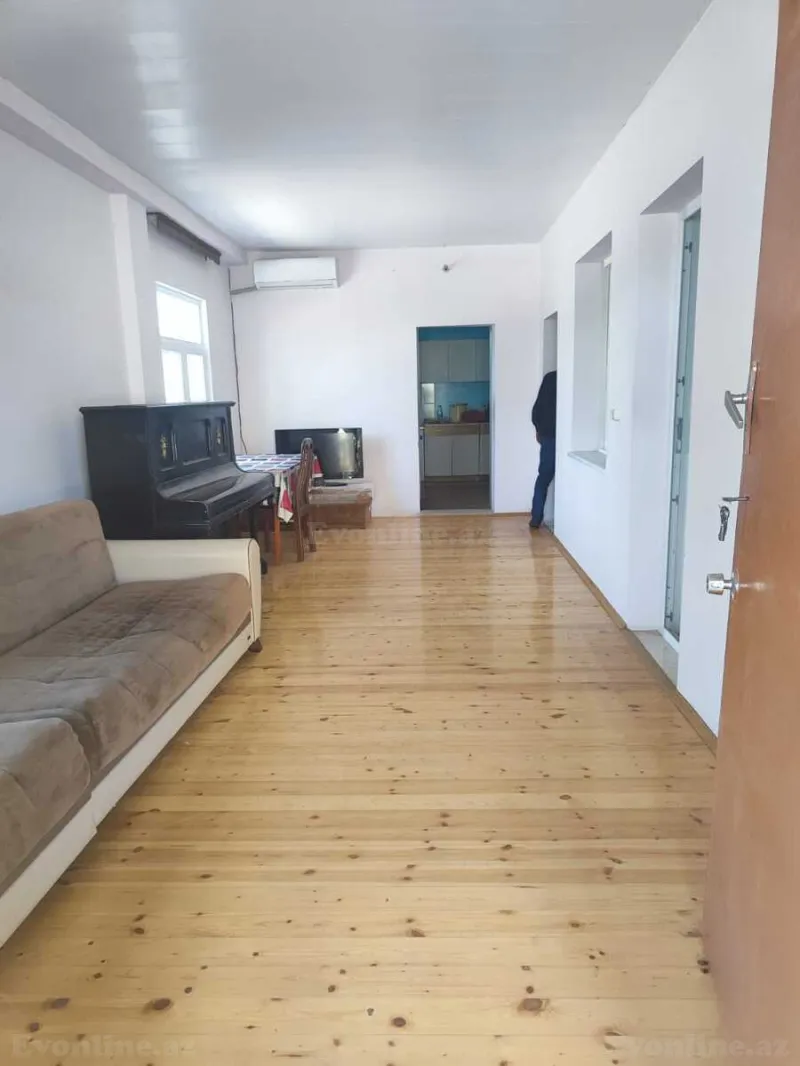 Satılır 5 otaqlı Həyət evi 150 m² Novxanı - şəkil 9