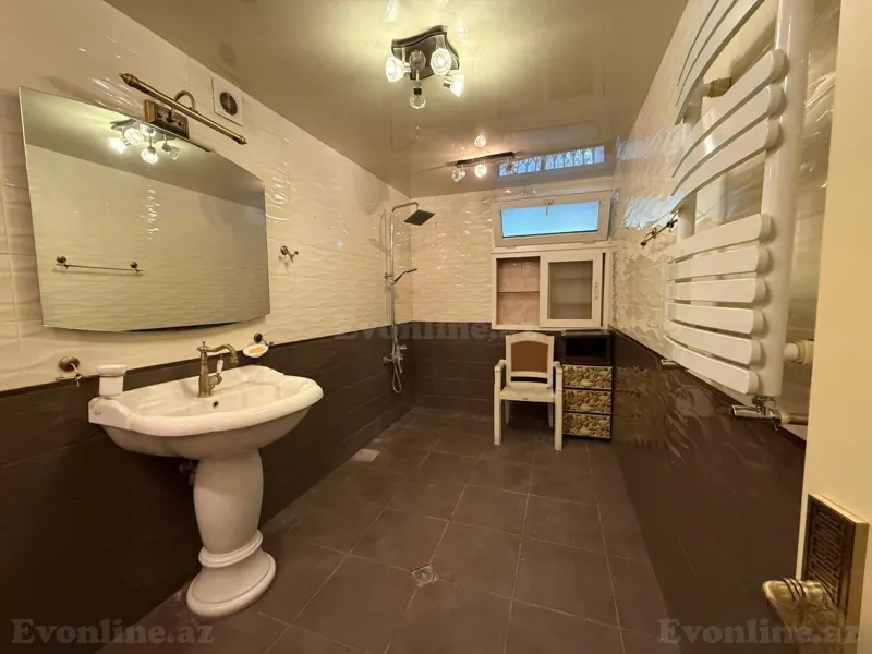Kirayə verilir 5 otaqlı Mənzil Köhnə tikili 175 m² Nərimanov r. - şəkil 10