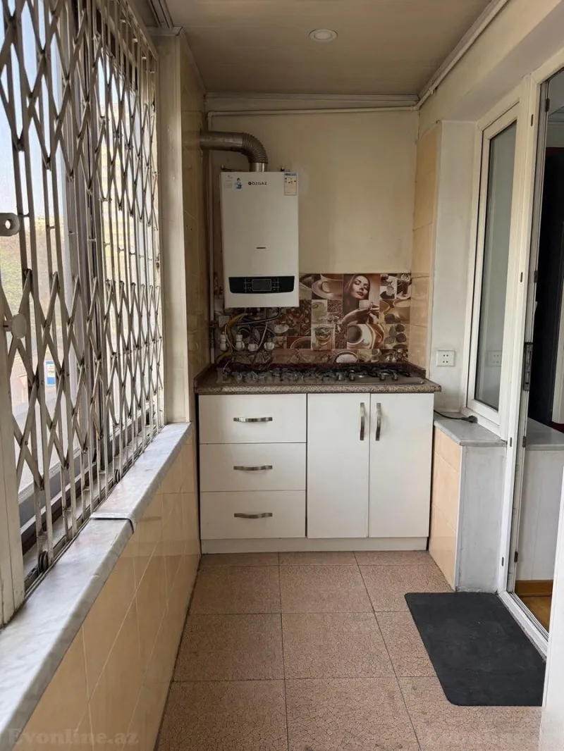 Kirayə verilir 5 otaqlı Mənzil Köhnə tikili 175 m² Nərimanov r. - şəkil 21