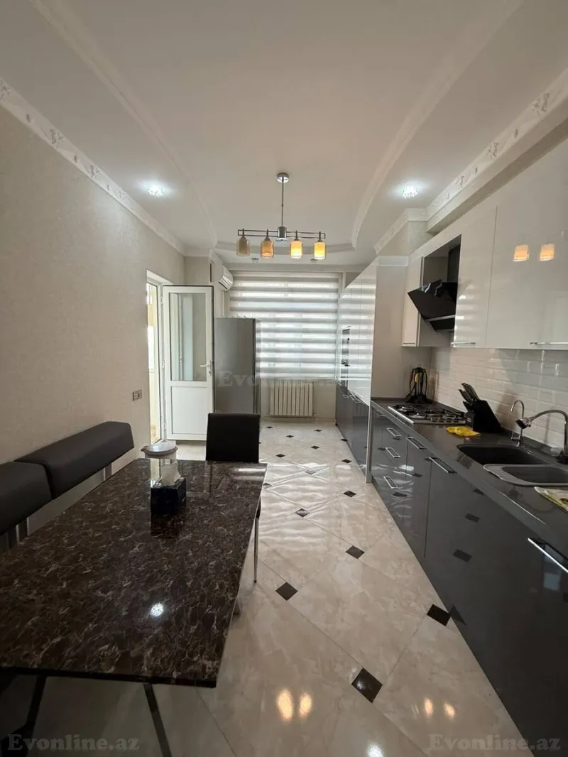 Satılır 3 otaqlı Mənzil Yeni tikili 118 m² Həzi Aslanov m. - şəkil 6