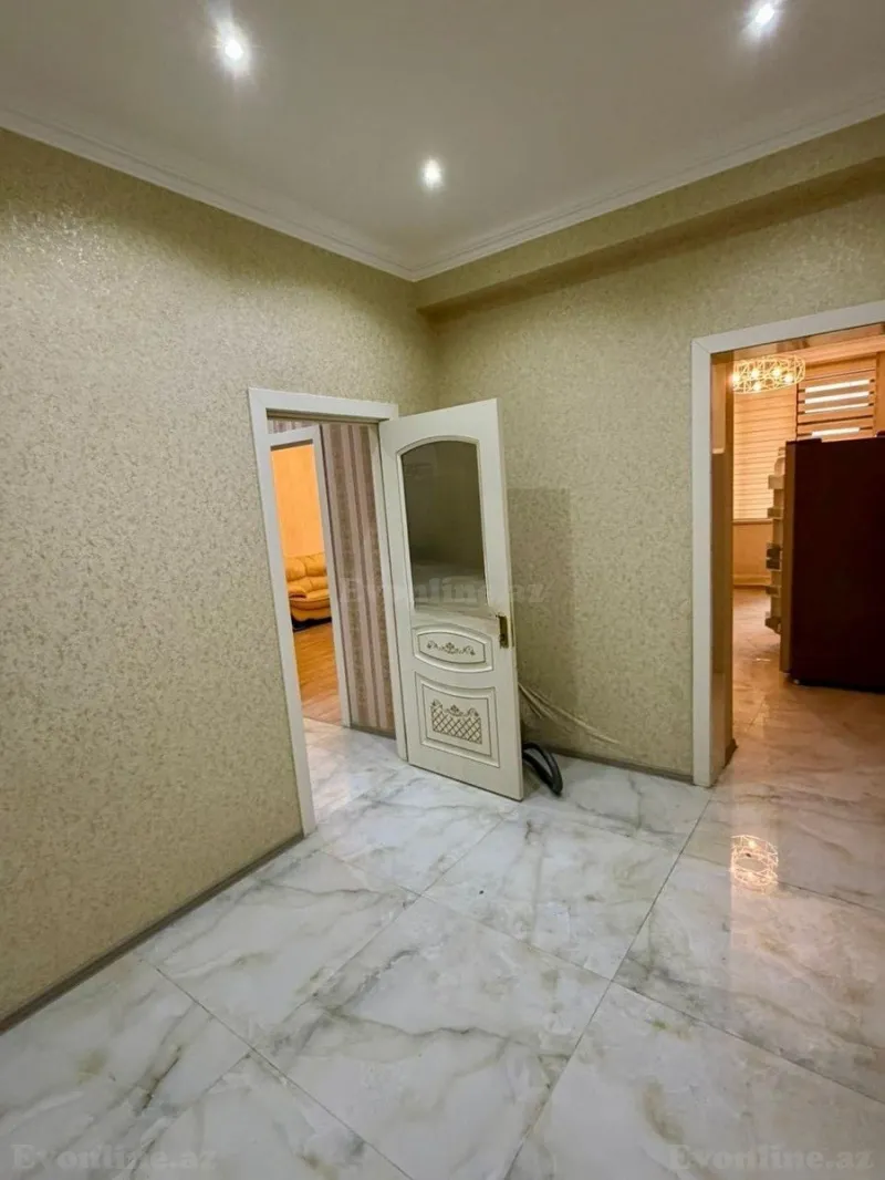 Satılır 4 otaqlı Mənzil Yeni tikili 190 m² Nəsimi r. - şəkil 12