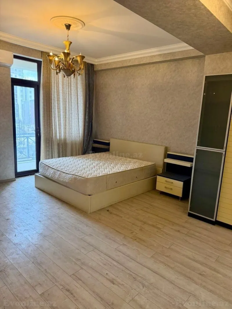 Satılır 4 otaqlı Mənzil Yeni tikili 190 m² Nəsimi r. - şəkil 20