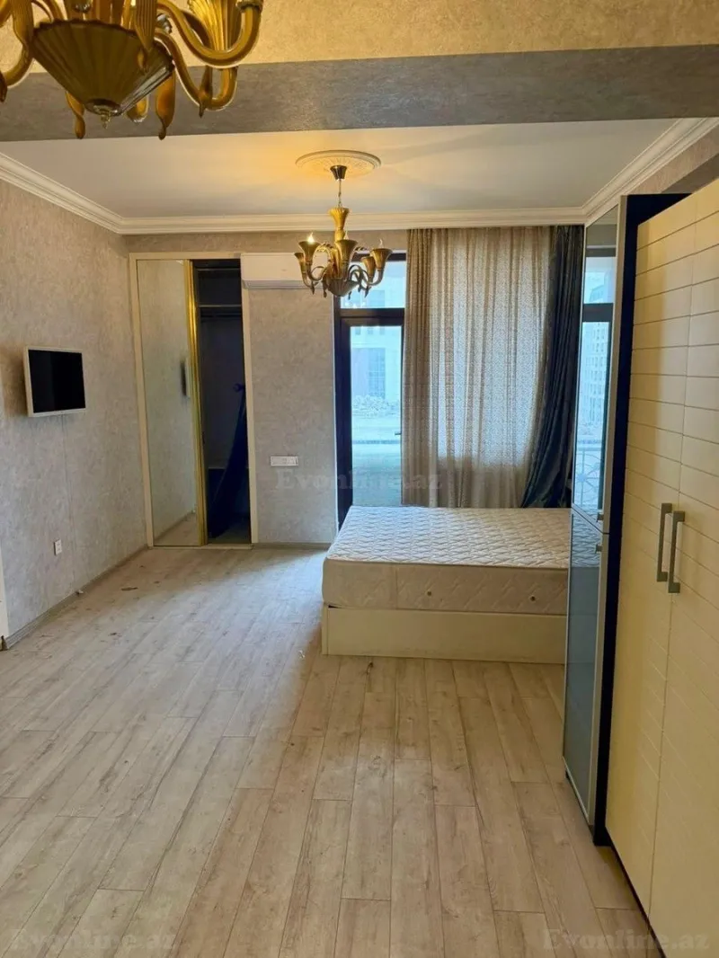 Satılır 4 otaqlı Mənzil Yeni tikili 190 m² Nəsimi r. - şəkil 21