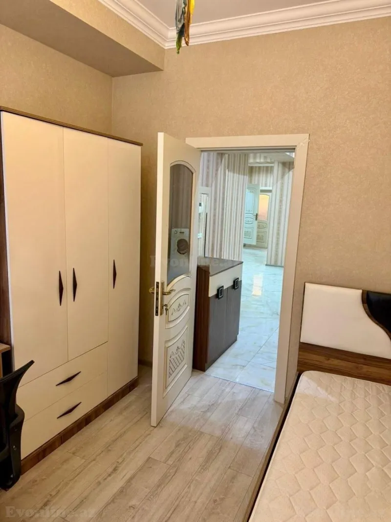 Satılır 4 otaqlı Mənzil Yeni tikili 190 m² Nəsimi r. - şəkil 25
