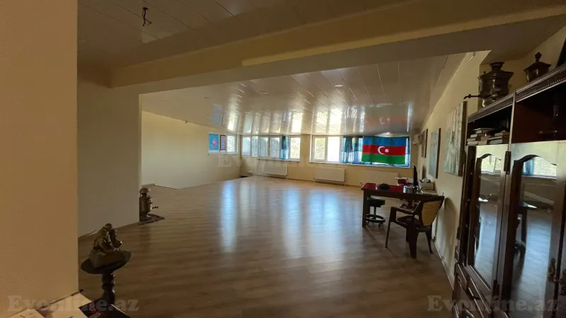 Satılır 6 otaqlı Mənzil Köhnə tikili 200 m² Xəzər r. - şəkil 3