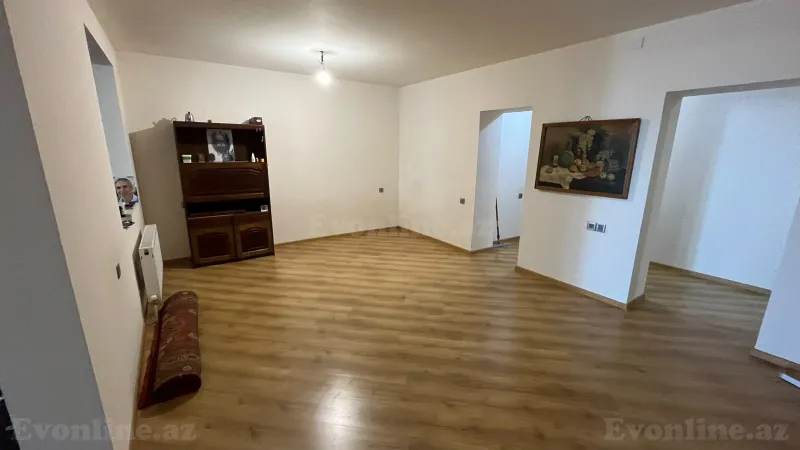 Satılır 6 otaqlı Mənzil Köhnə tikili 200 m² Xəzər r. - şəkil 5