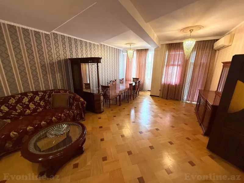 Satılır 4 otaqlı Mənzil Yeni tikili 170 m² Elmlər Akademiyası m. - şəkil 2