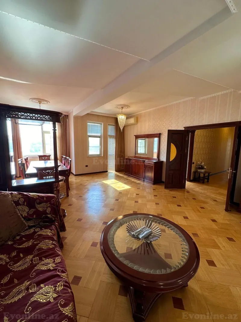 Satılır 4 otaqlı Mənzil Yeni tikili 170 m² Elmlər Akademiyası m. - şəkil 5