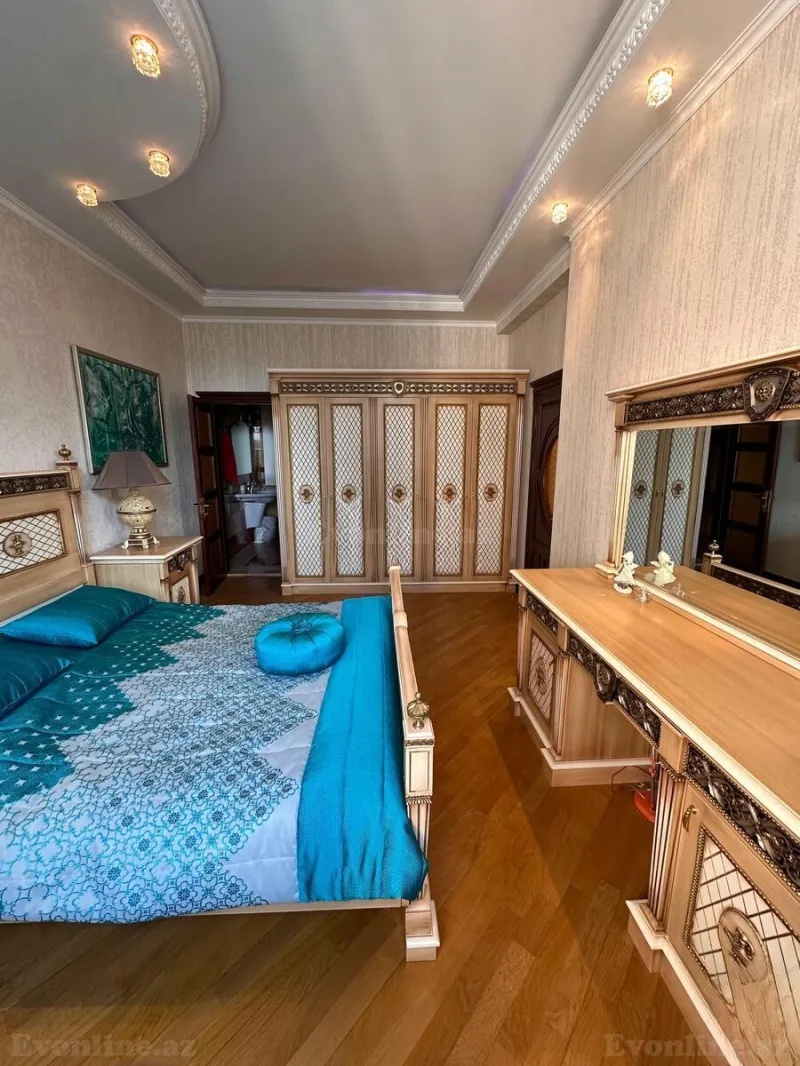 Satılır 4 otaqlı Mənzil Yeni tikili 170 m² Elmlər Akademiyası m. - şəkil 8