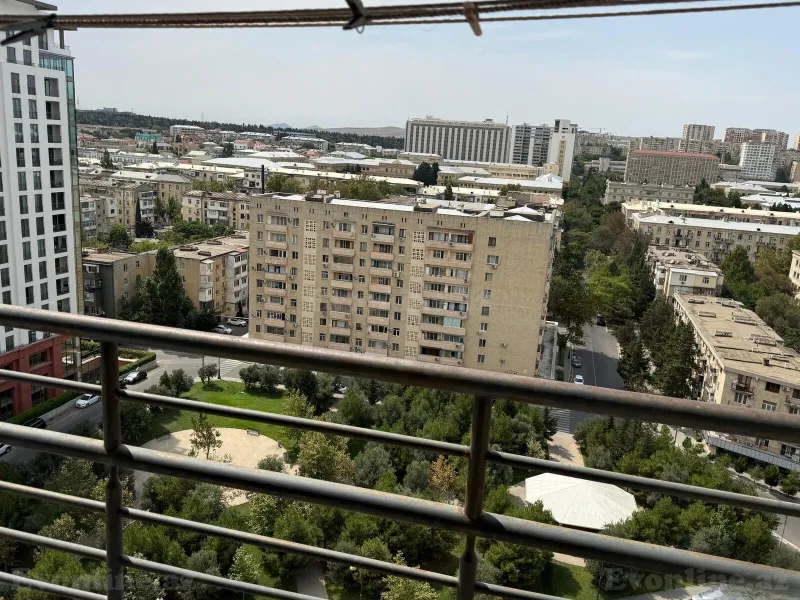 Satılır 4 otaqlı Mənzil Yeni tikili 170 m² Elmlər Akademiyası m. - şəkil 19