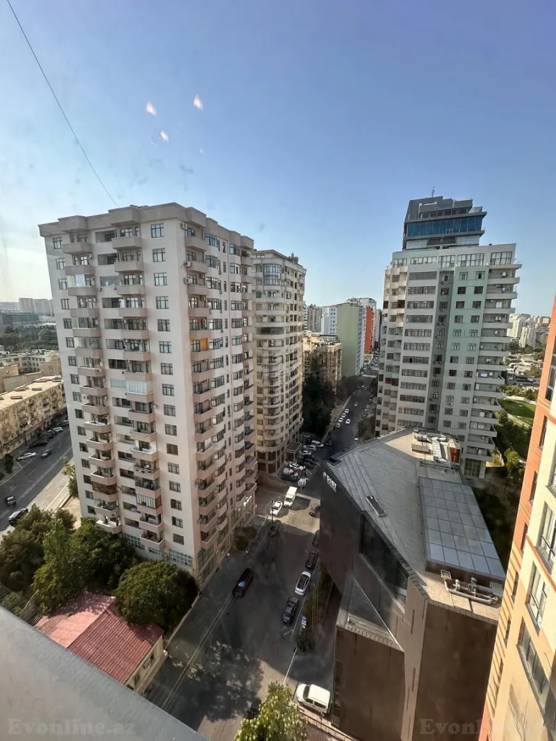 Satılır 4 otaqlı Mənzil Yeni tikili 170 m² Elmlər Akademiyası m. - şəkil 21