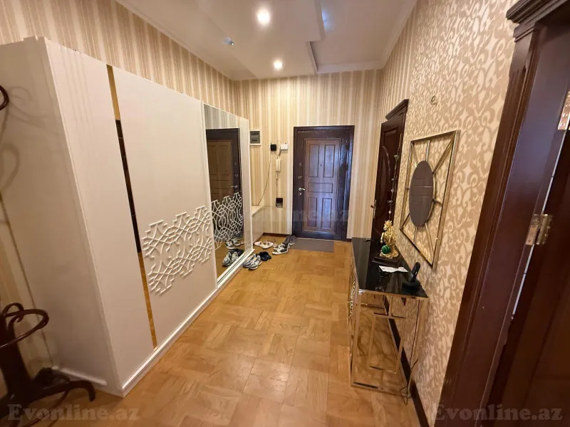 Satılır 4 otaqlı Mənzil Yeni tikili 170 m² Elmlər Akademiyası m. - şəkil 28