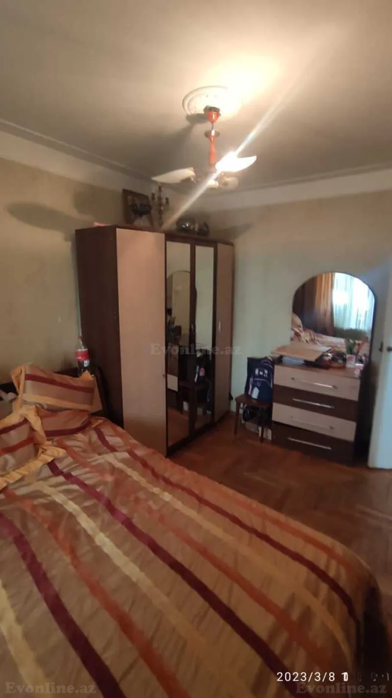 Satılır 4 otaqlı Mənzil Köhnə tikili 100 m² Gənclik m. - şəkil 7