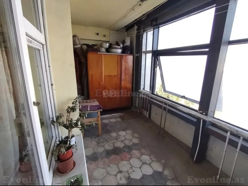 Satılır 4 otaqlı Mənzil Köhnə tikili 100 m² Gənclik m. - şəkil 22