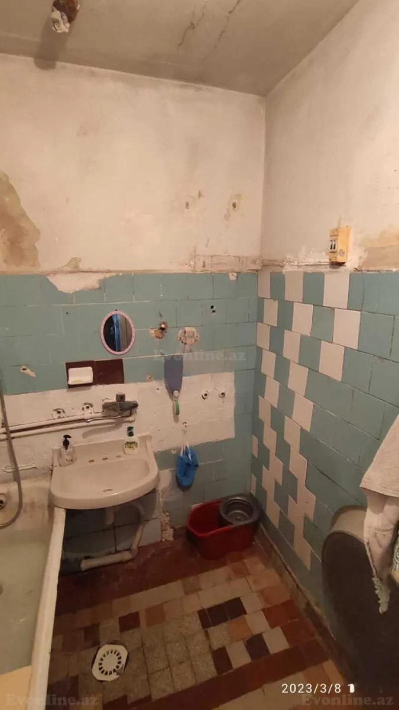 Satılır 4 otaqlı Mənzil Köhnə tikili 100 m² Gənclik m. - şəkil 27