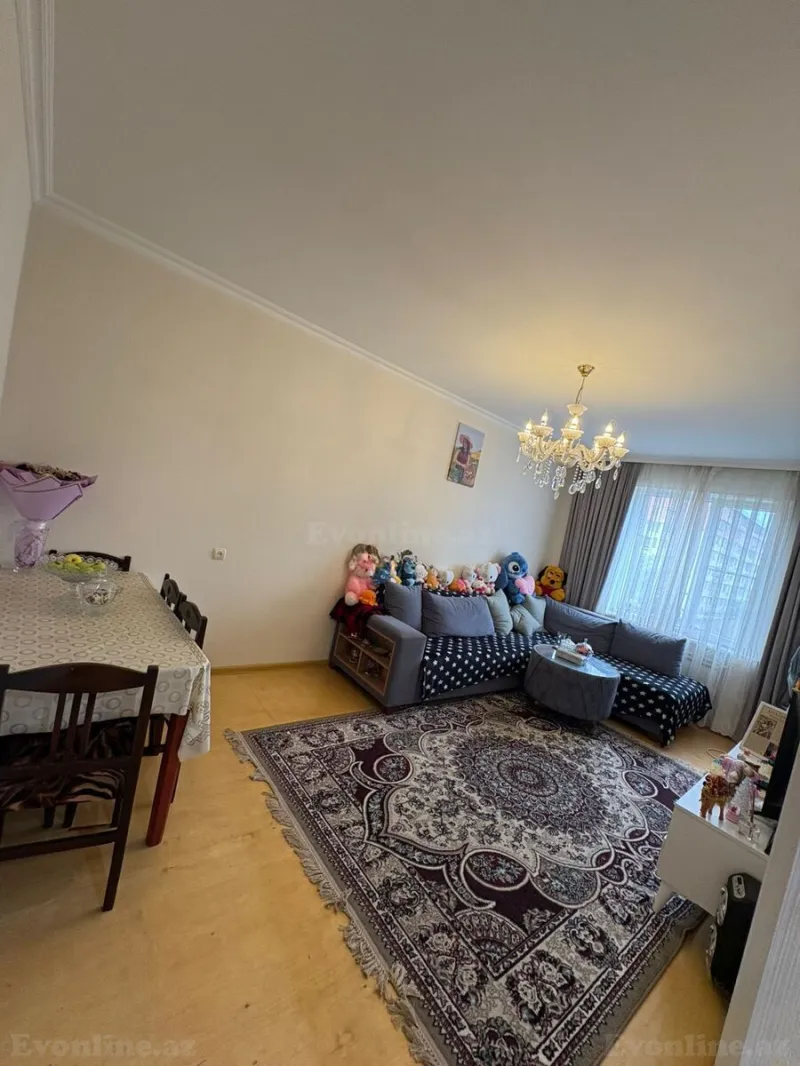 Satılır 2 otaqlı Mənzil Köhnə tikili 65 m² Əhmədli m.