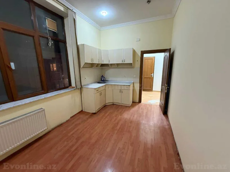 Kirayə verilir Ofis 250 m² Nəsimi r. - şəkil 4