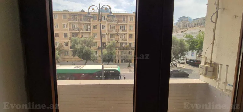 Satılır 3 otaqlı Mənzil Yeni tikili 137 m² 28 May m. - şəkil 12