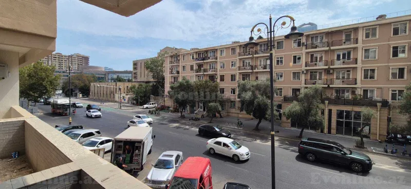 Satılır 3 otaqlı Mənzil Yeni tikili 137 m² 28 May m. - şəkil 14