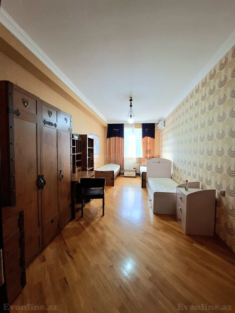 Satılır 3 otaqlı Mənzil Yeni tikili 135 m² Qara Qarayev m. - şəkil 8