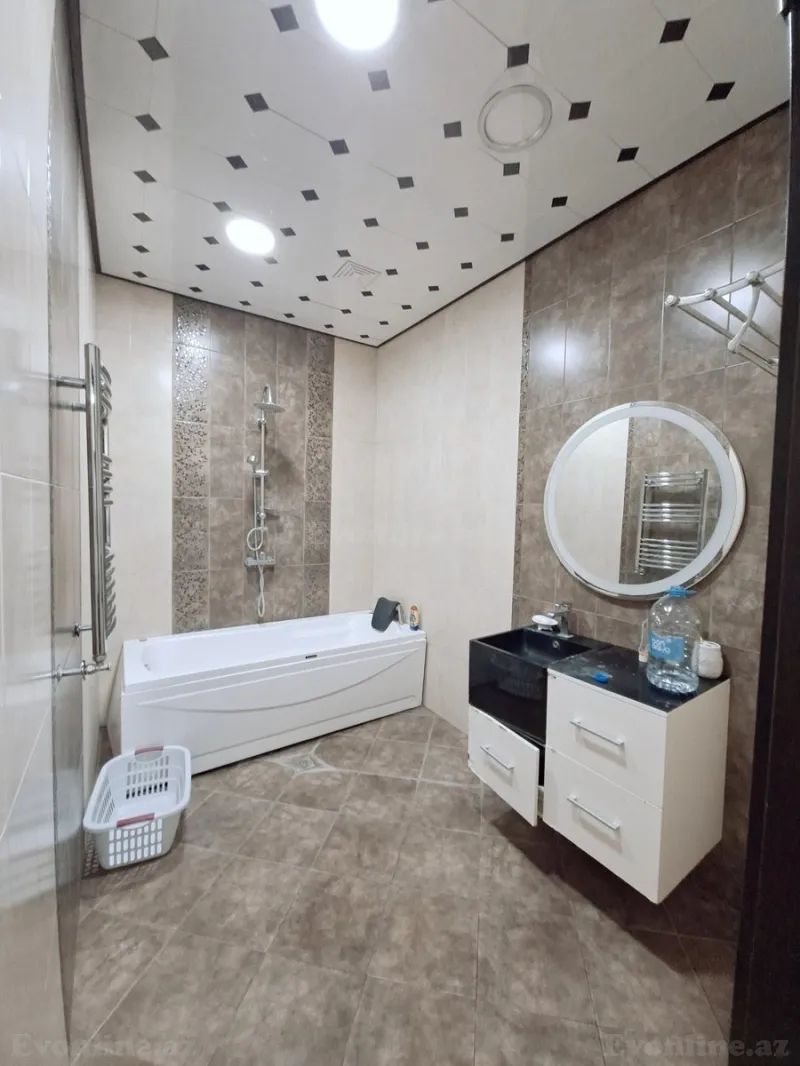 Satılır 3 otaqlı Mənzil Yeni tikili 135 m² Qara Qarayev m. - şəkil 11