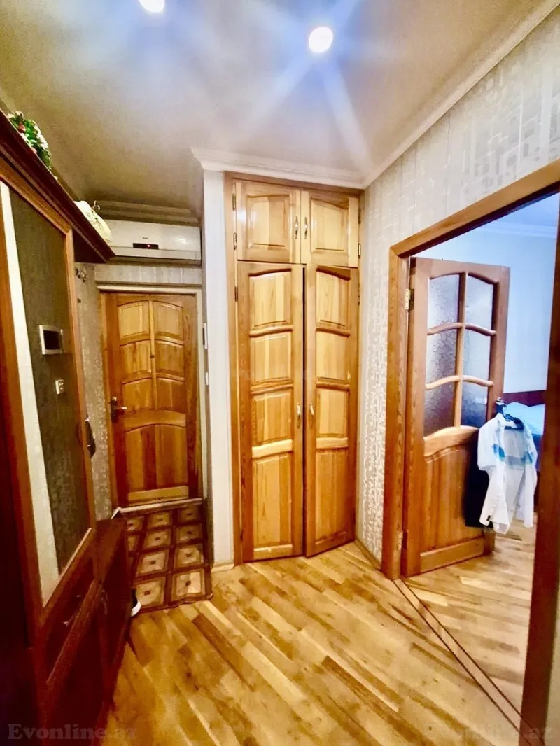 Satılır 3 otaqlı Mənzil Köhnə tikili 90 m² Neftçilər m. - şəkil 8