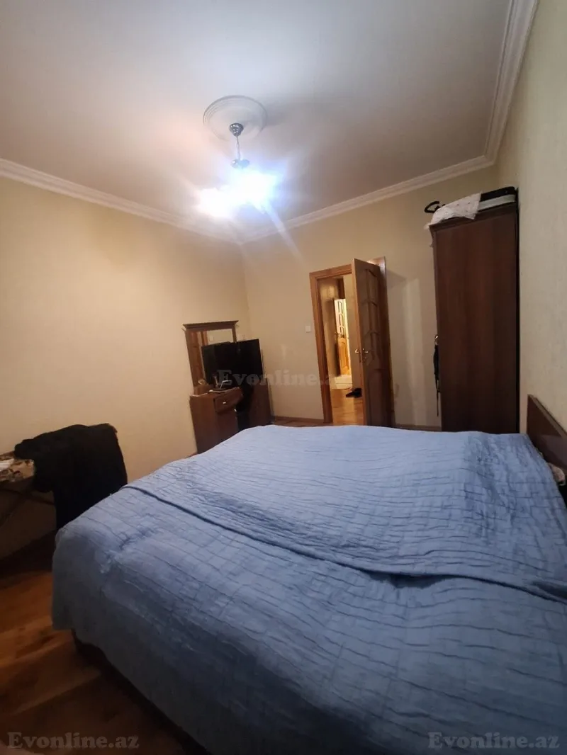 Satılır 3 otaqlı Mənzil Köhnə tikili 90 m² Neftçilər m. - şəkil 11