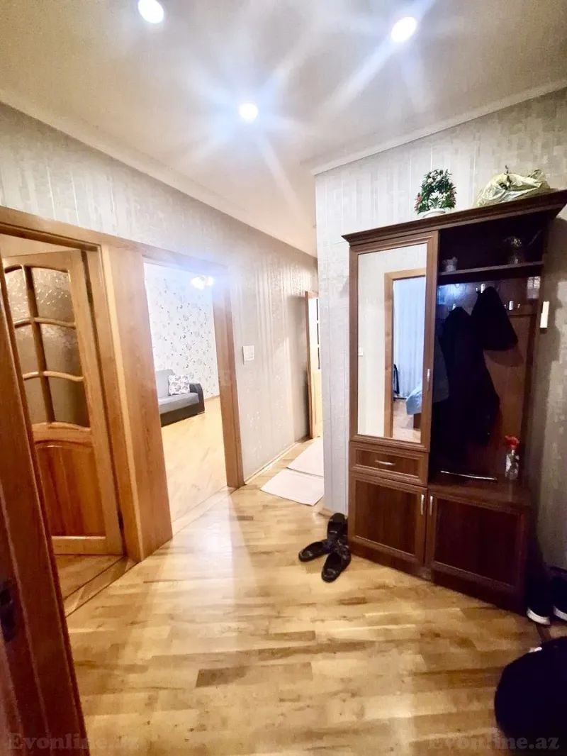 Satılır 3 otaqlı Mənzil Köhnə tikili 90 m² Neftçilər m. - şəkil 12