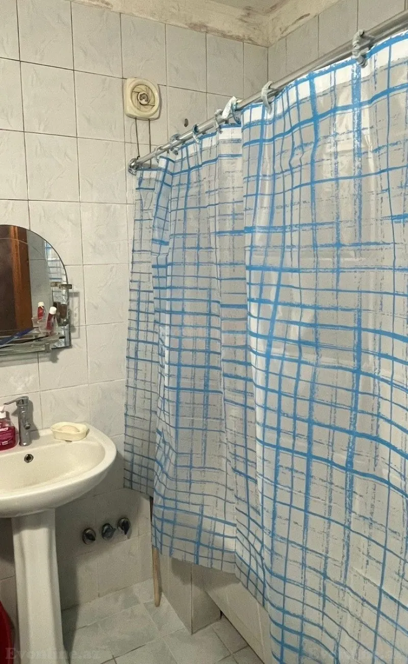 Satılır 3 otaqlı Mənzil Köhnə tikili 80 m² Nəsimi r. - şəkil 18