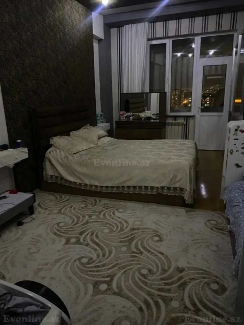 Satılır 3 otaqlı Mənzil Yeni tikili 130 m² Neftçilər m. - şəkil 4