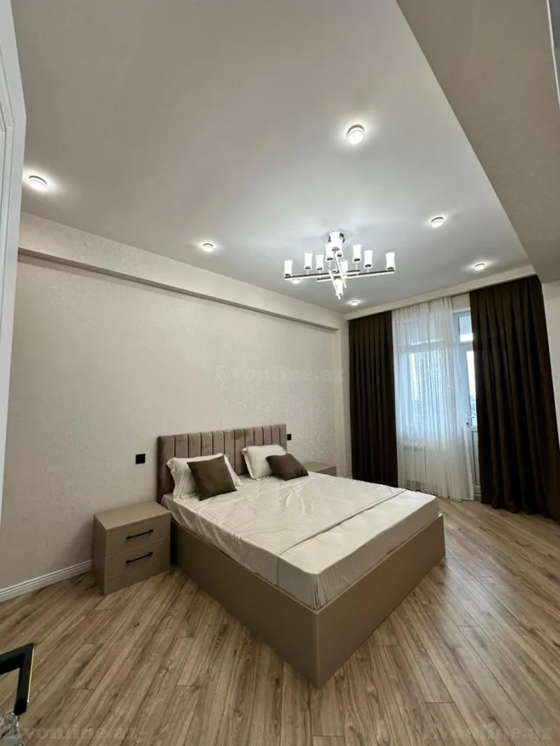 Satılır 2 otaqlı Mənzil Yeni tikili 70 m² Qara Qarayev m. - şəkil 5
