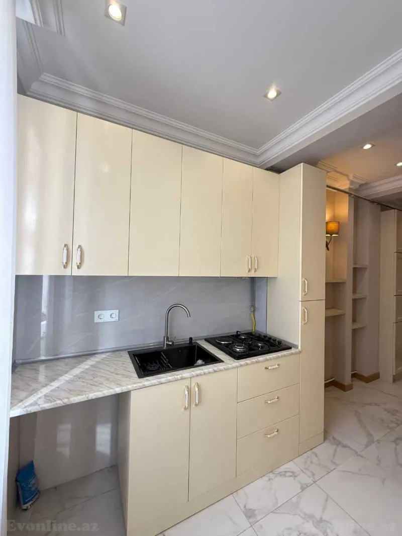 Satılır 2 otaqlı Mənzil Köhnə tikili 45 m² Elmlər Akademiyası m. - şəkil 6