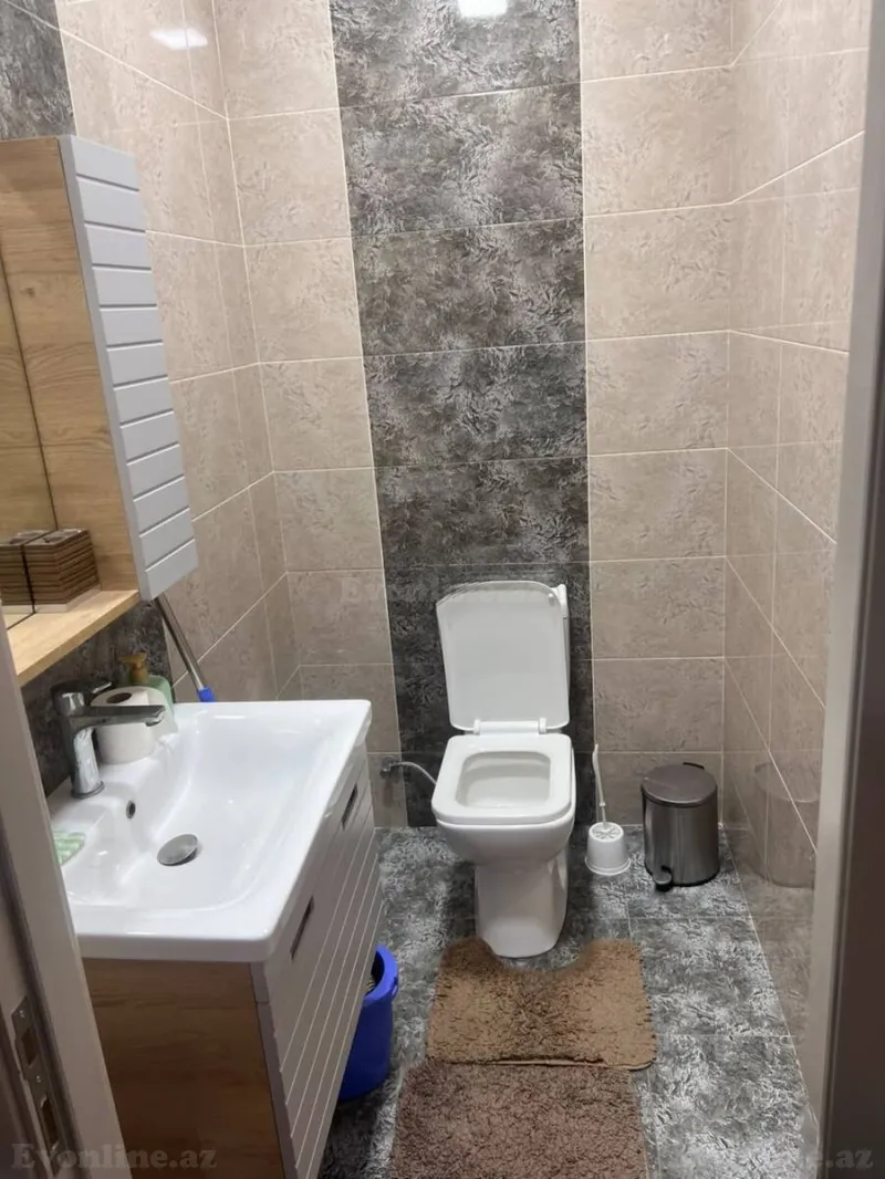 Kirayə verilir 2 otaqlı Mənzil Yeni tikili 90 m² Səbail r. - şəkil 13