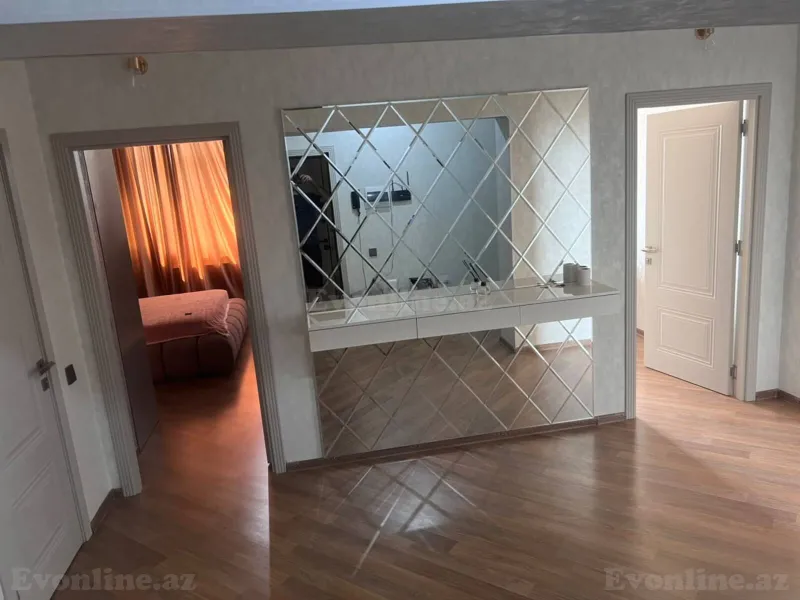 Kirayə verilir 2 otaqlı Mənzil Yeni tikili 90 m² Səbail r. - şəkil 15