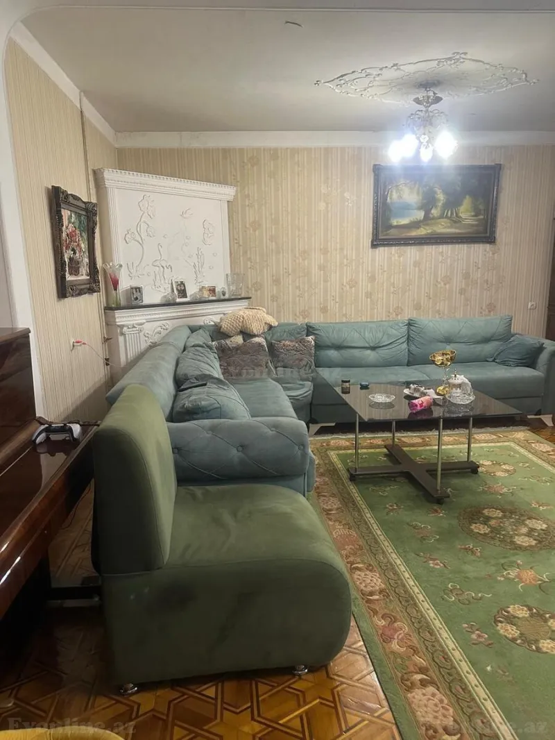 Satılır 5 otaqlı Mənzil Köhnə tikili 130 m² Yeni Yasamal - şəkil 2