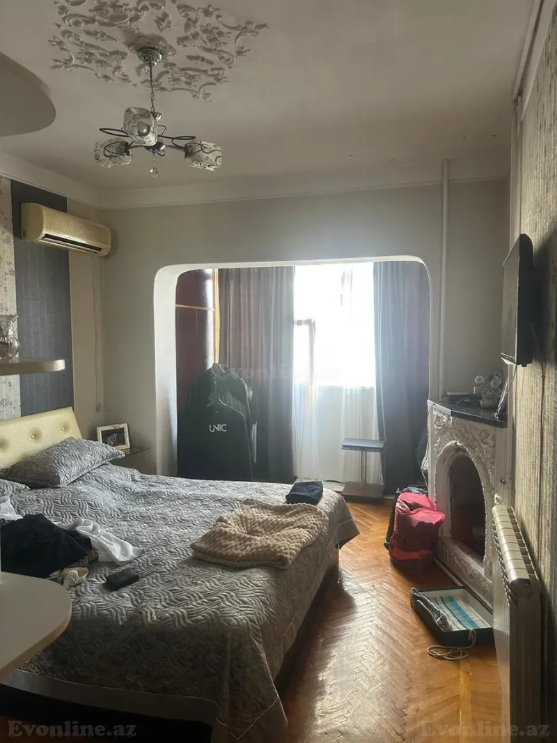 Satılır 5 otaqlı Mənzil Köhnə tikili 130 m² Yeni Yasamal - şəkil 6