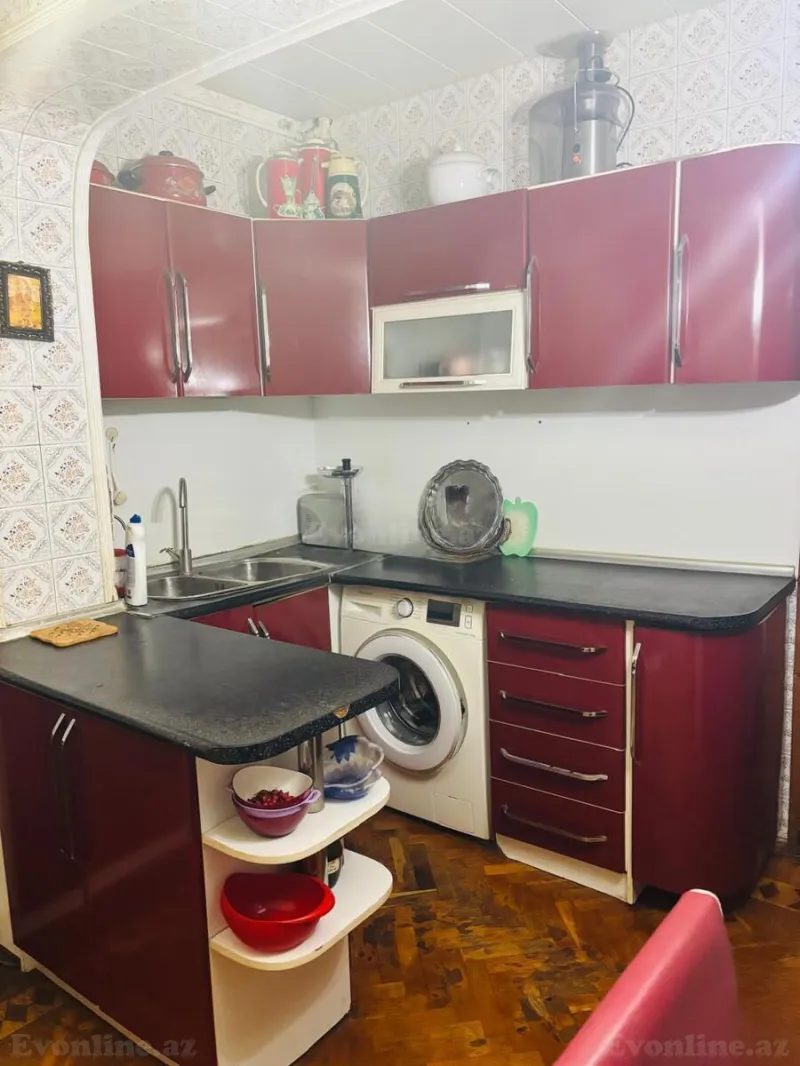 Satılır 5 otaqlı Mənzil Köhnə tikili 130 m² Yeni Yasamal - şəkil 12