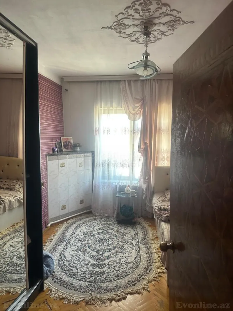 Satılır 5 otaqlı Mənzil Köhnə tikili 130 m² Yeni Yasamal - şəkil 13