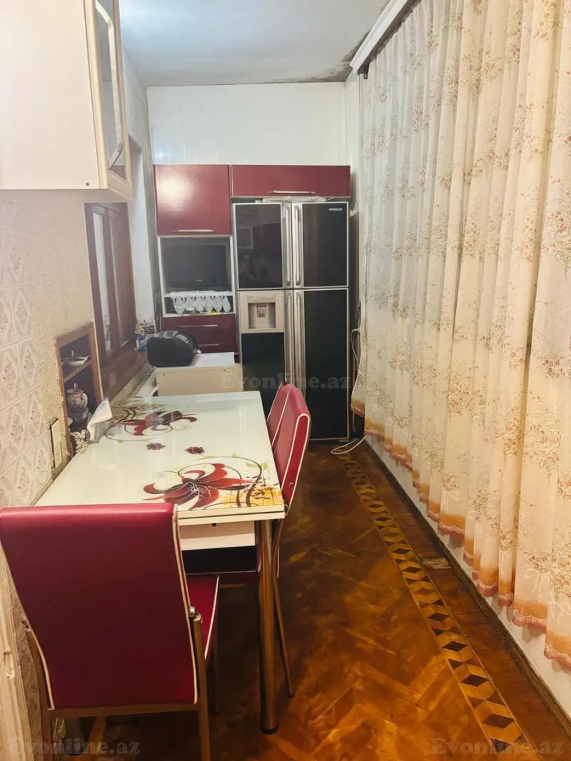 Satılır 5 otaqlı Mənzil Köhnə tikili 130 m² Yeni Yasamal - şəkil 16