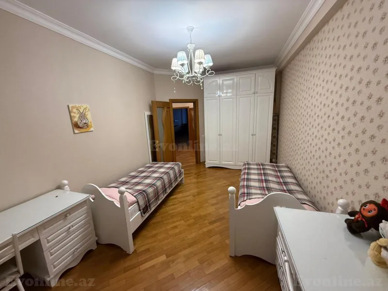 Kirayə verilir 3 otaqlı Mənzil Yeni tikili 100 m² İnşaatçılar m. - şəkil 9