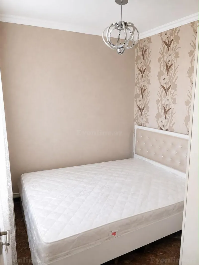 Satılır 2 otaqlı Mənzil Köhnə tikili 40 m² Elmlər Akademiyası m. - şəkil 2