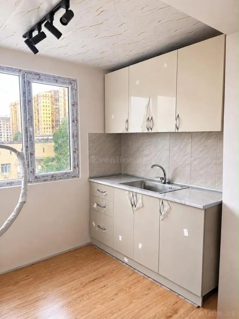 Satılır 2 otaqlı Mənzil Köhnə tikili 40 m² Elmlər Akademiyası m. - şəkil 4
