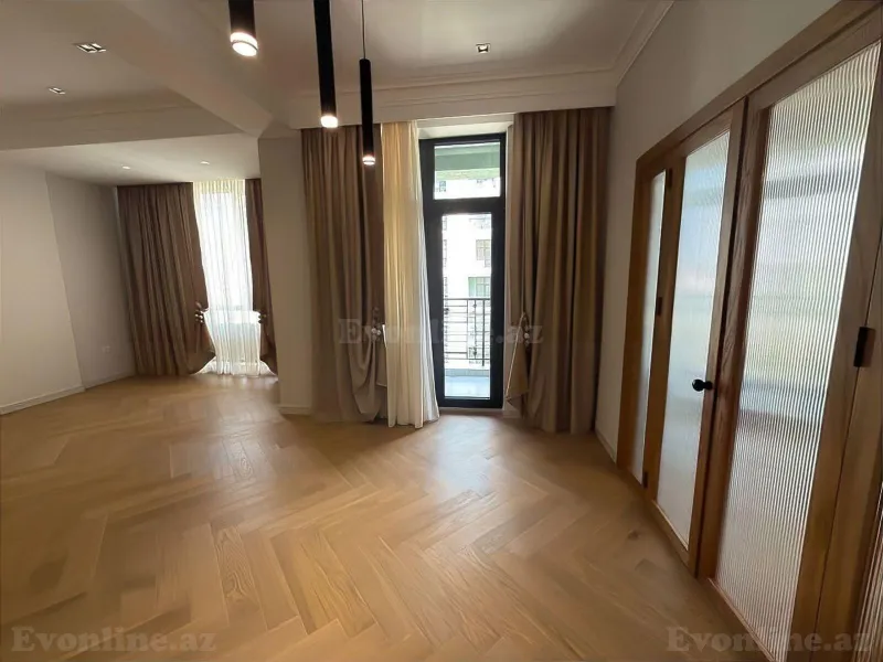 Satılır 3 otaqlı Mənzil Yeni tikili 135 m² Gənclik m. - şəkil 3
