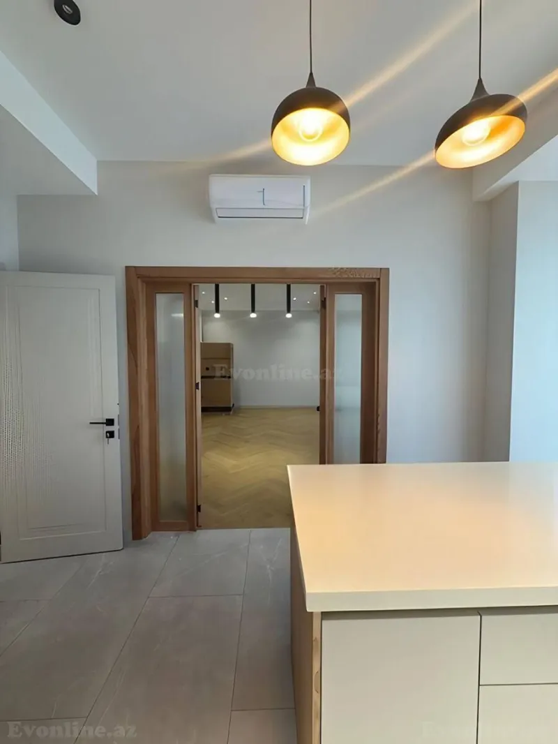 Satılır 3 otaqlı Mənzil Yeni tikili 135 m² Gənclik m. - şəkil 8